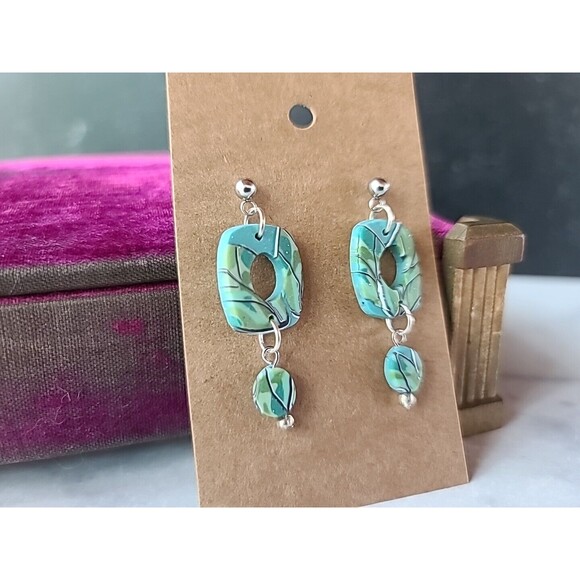 Polymer Clay Dangling Pierced Earrings New - Picture 1 of 10